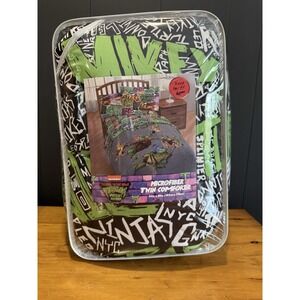 Nickelodeon Green and Black Comforter